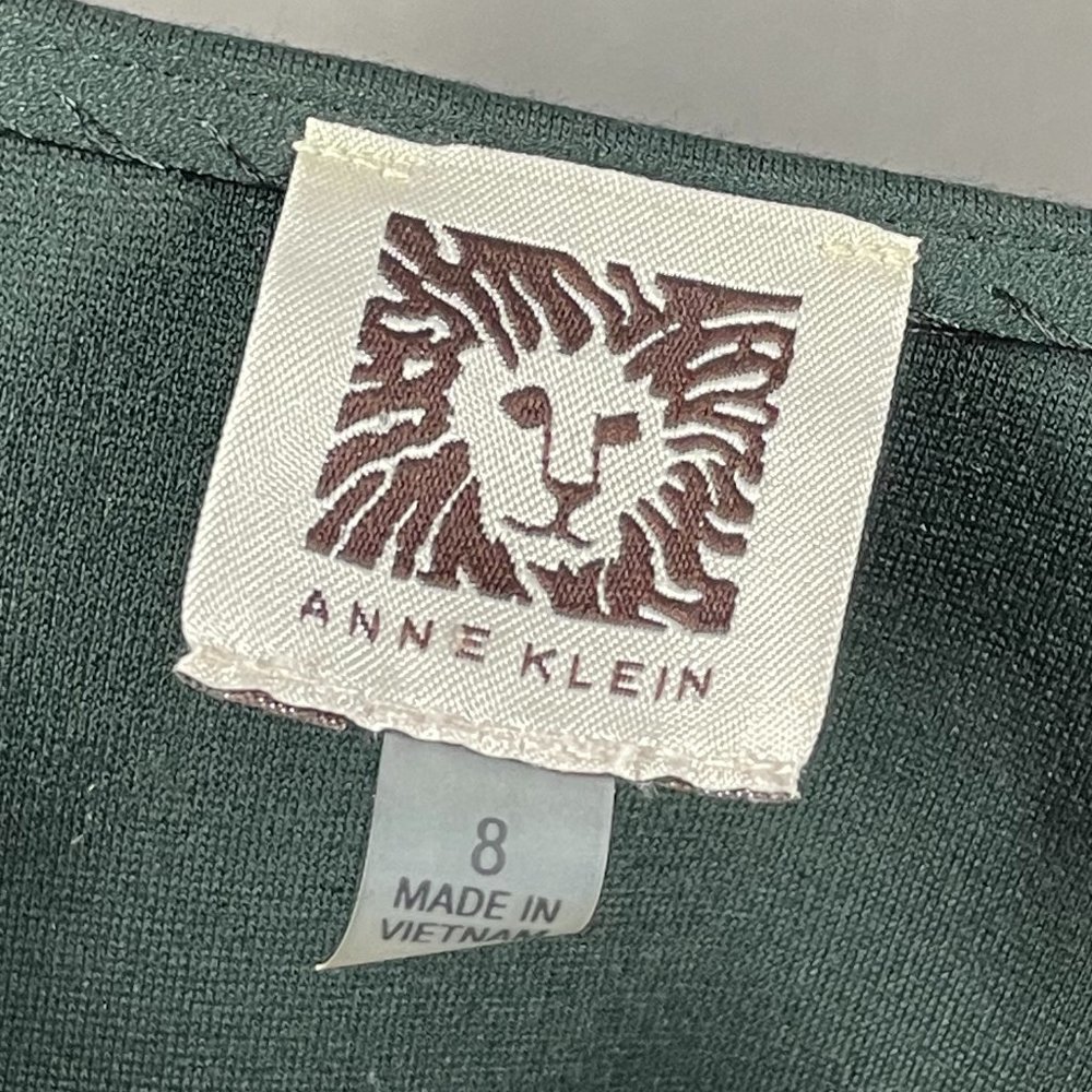 NEW! ANNE KLEIN FOREST GREEN CASCADE RUFFLE TOP! WOMENS 8! - Picture 4 of 12